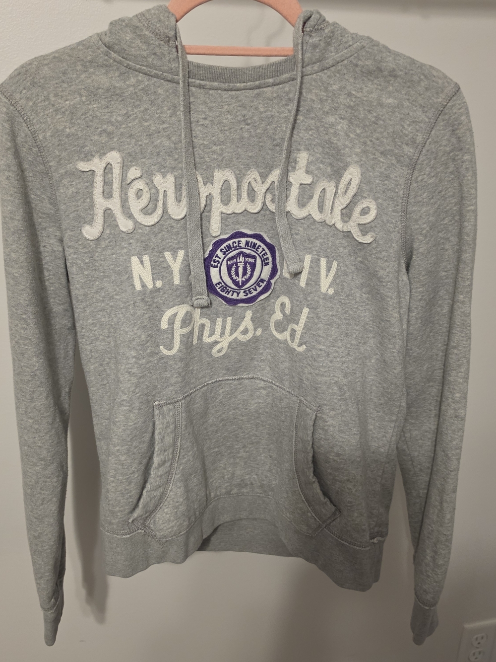 Aeropostale Light Gray Hooded Pullover with White Applique and Purple Crest